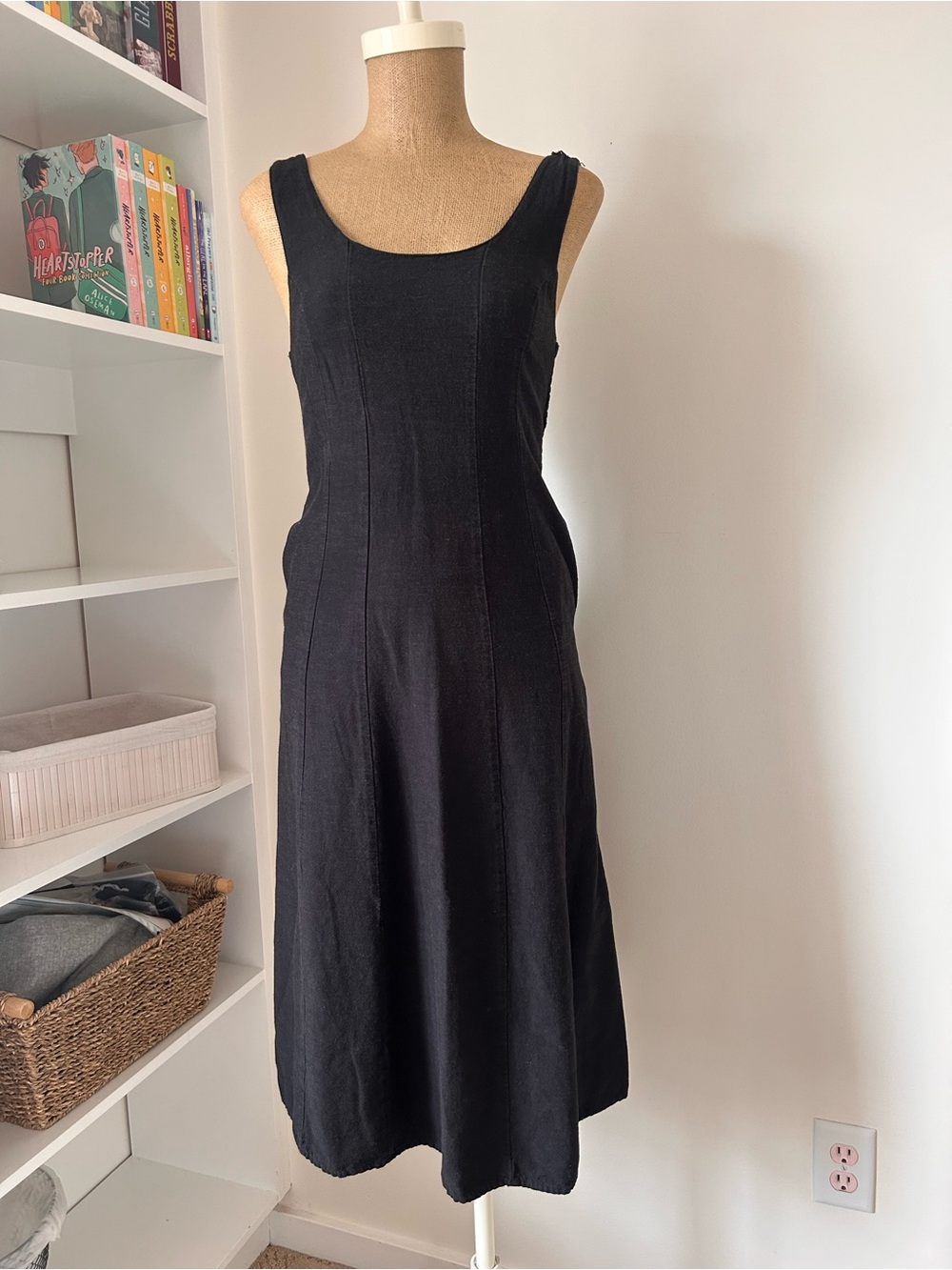 Classic Black Sleeveless Maxi Dress